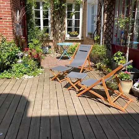 Vieux Logis Bed and Breakfast